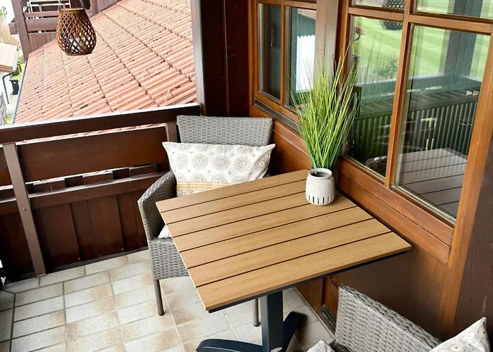 Berglounge - Dein Allgaeuer Logenplatz * Оберройте